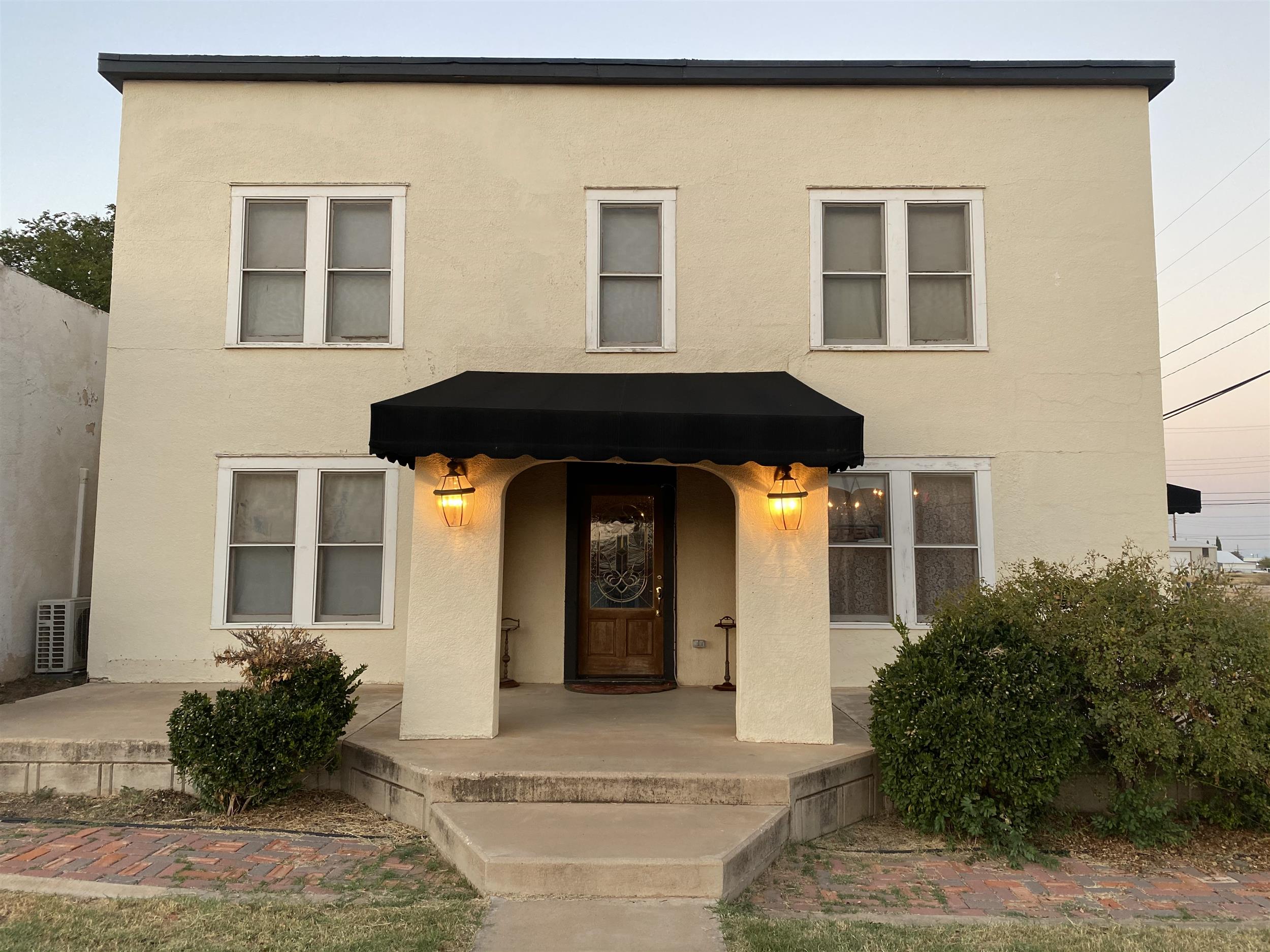 The Hotel Texan Seagraves, Texas